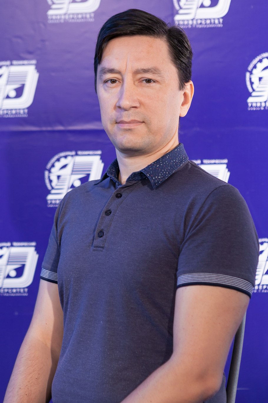 Азат Анваров