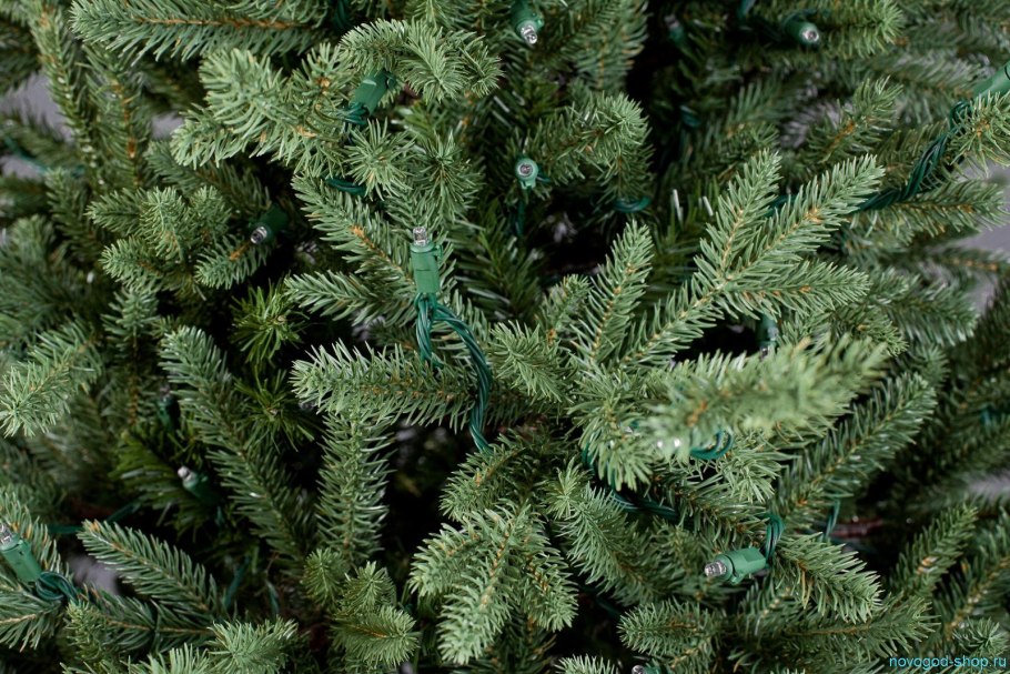 Елка искусственная