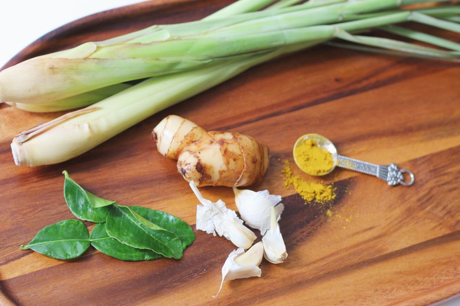 Лимонная трава Lemongrass