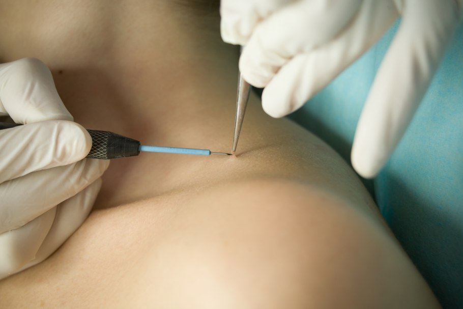 Фон бежевый градиент