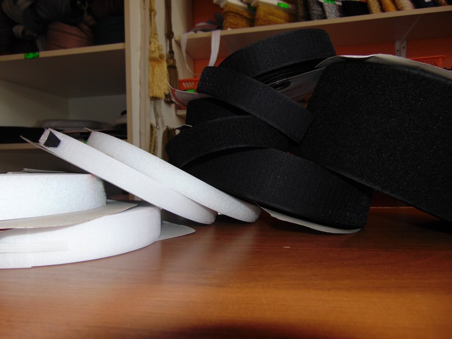 Липучка обыкновенная гербарий