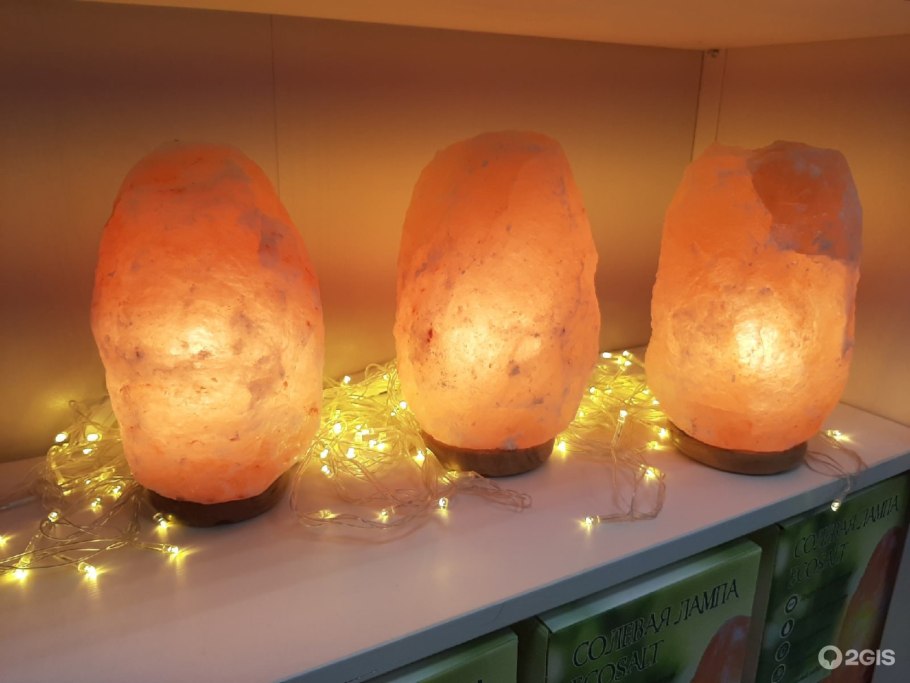 Солевая лампа скала