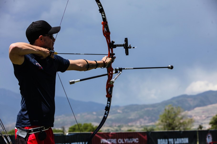 Аллиум каратавский айвори куин