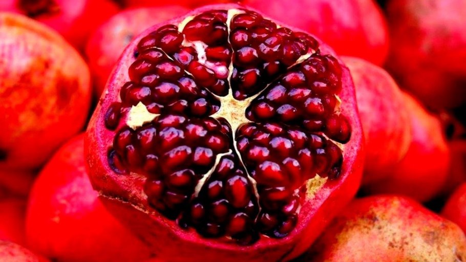 Гранат крупноплодный