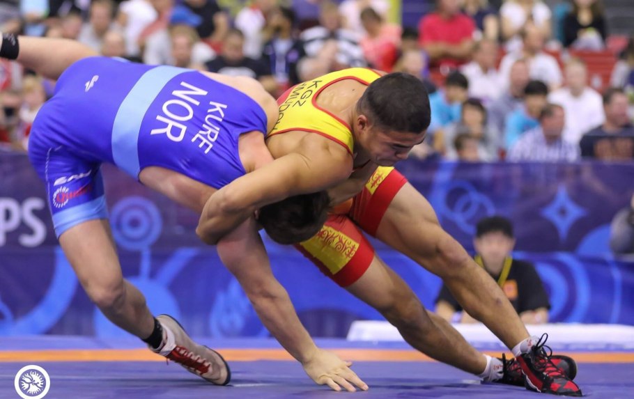 Акжол махмудов борьба