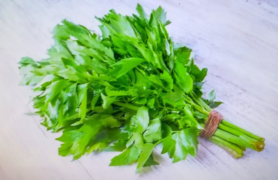 Любисток приправа