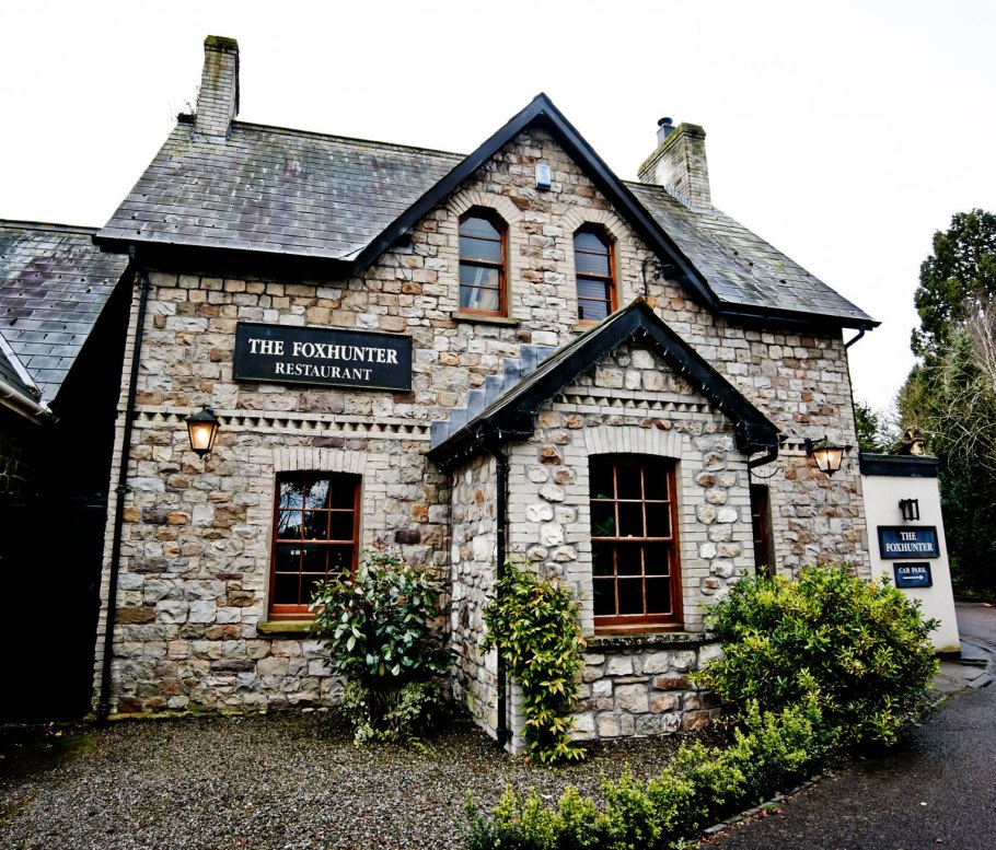 Мужественный мужчина