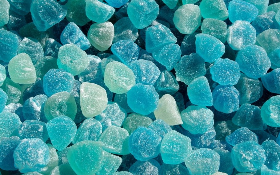 Конфеты мятного цвета