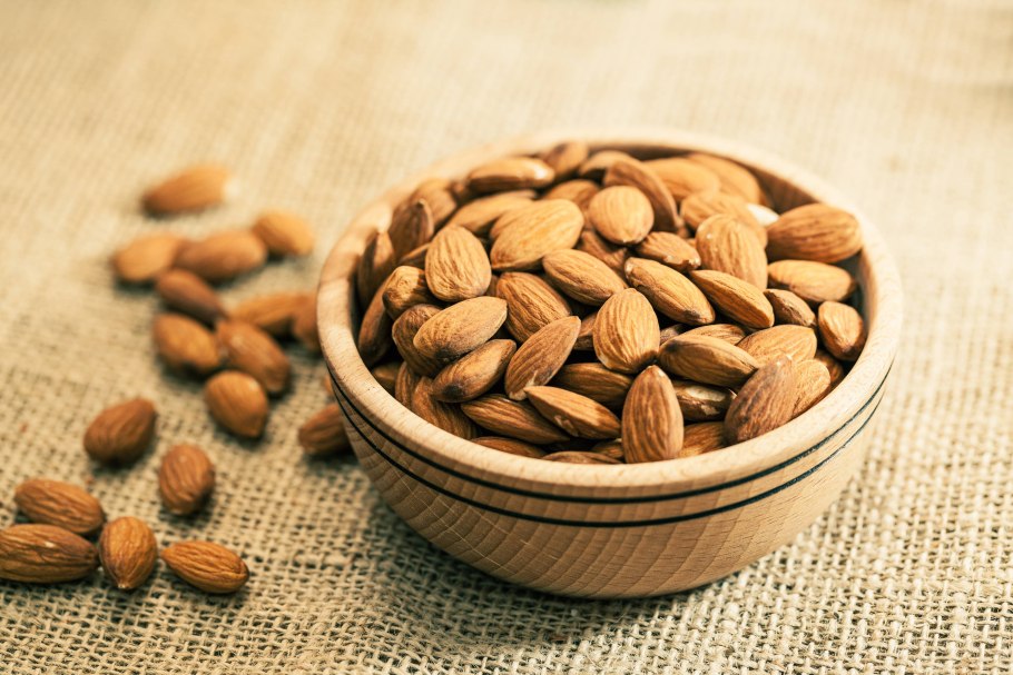 Миндаль орех