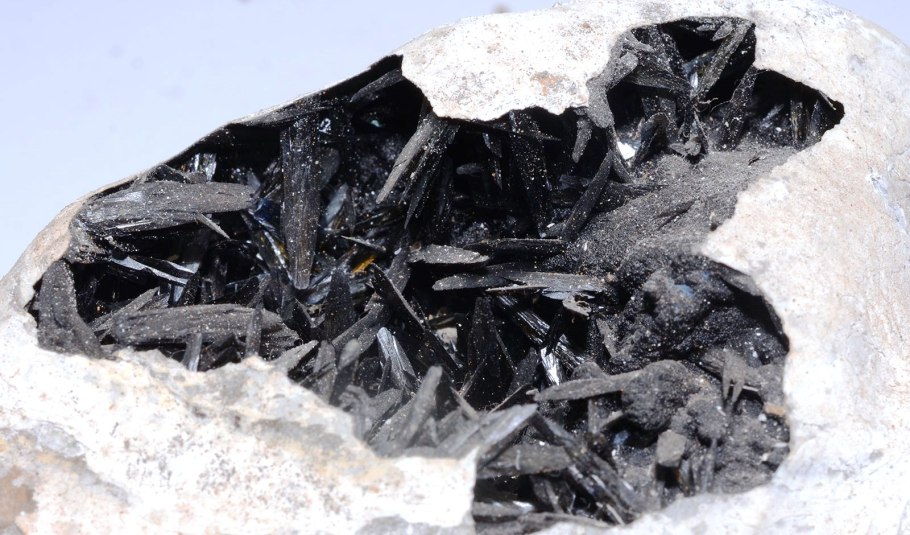 Фосфат Альфа-керченит