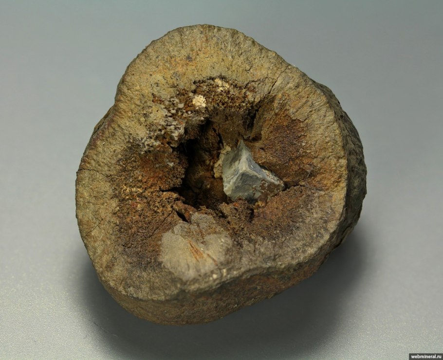 ВИВИАНИТОВЫЙ цвет