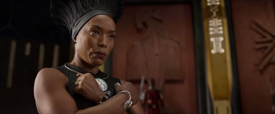 Анджела Бассетт фигура в молодости