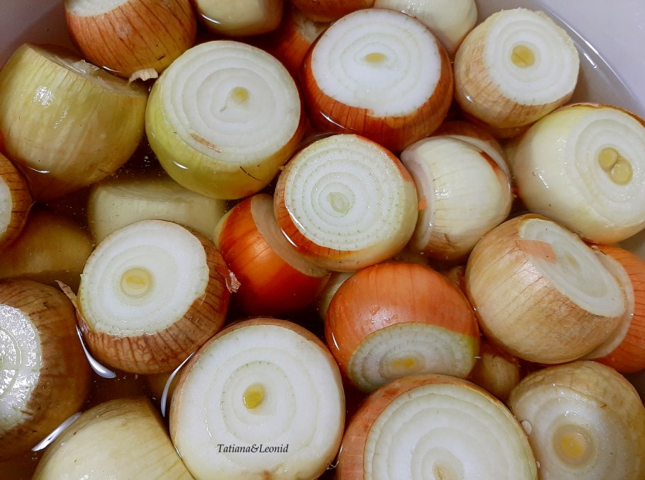 Репчатый лук грязный