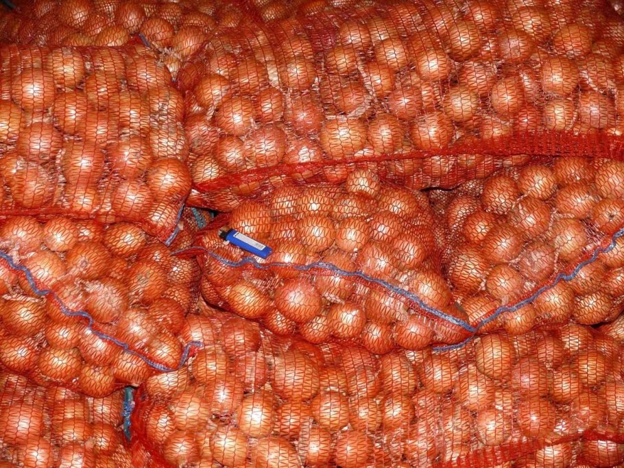 Лук репчатый (сетка 10-20 кг)