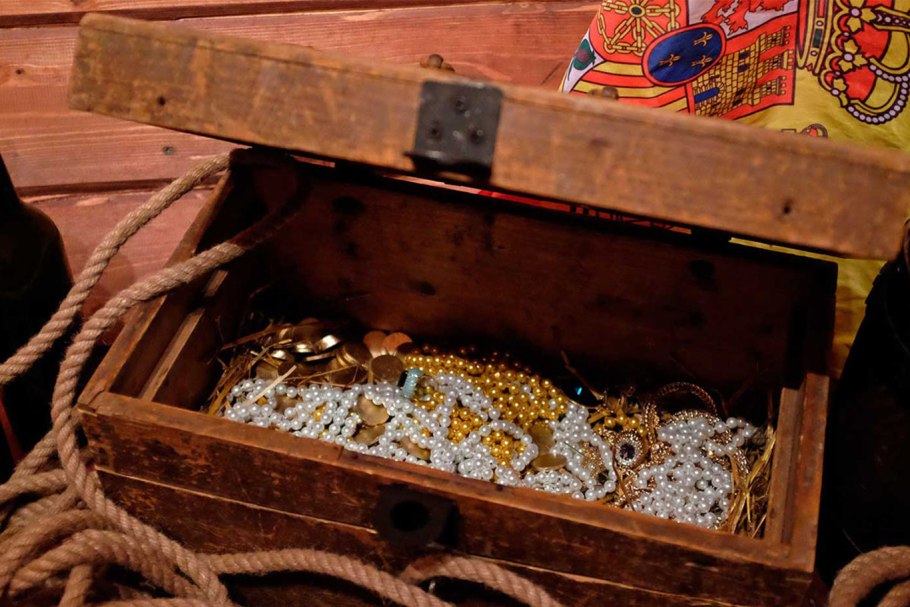 Сундук с золотом