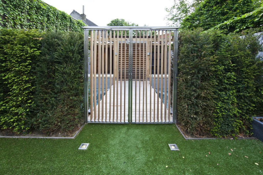 Фотиня фрезера изгородь