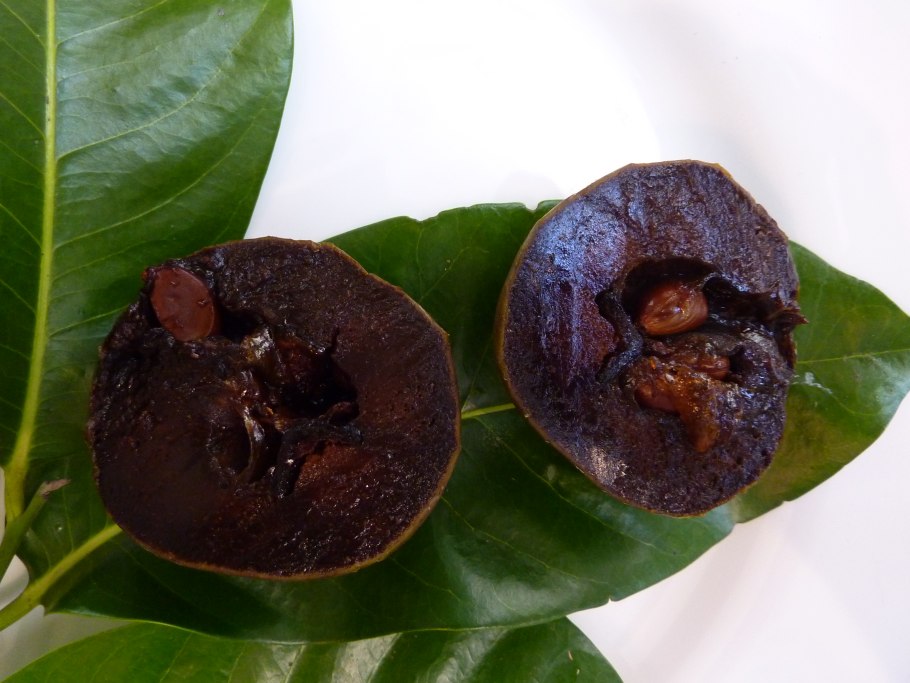 Белая сапота