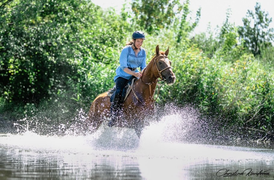 Мейси Брехам