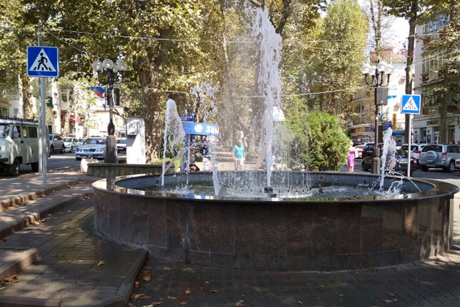 Платановая аллея Сочи