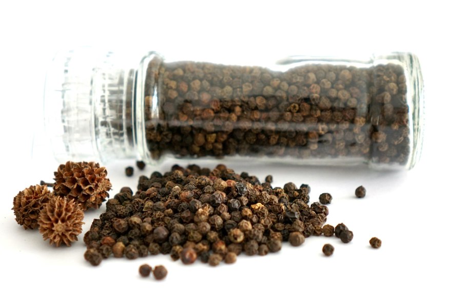 Черный перец фото