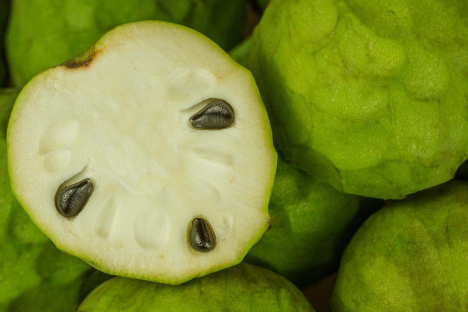 Сахарное яблоко черимойя