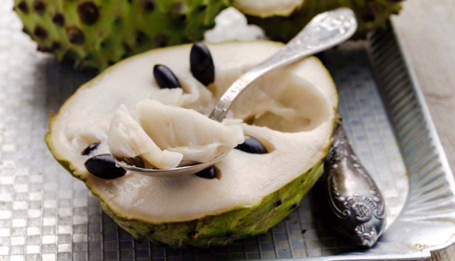 Сахарное яблоко черимойя