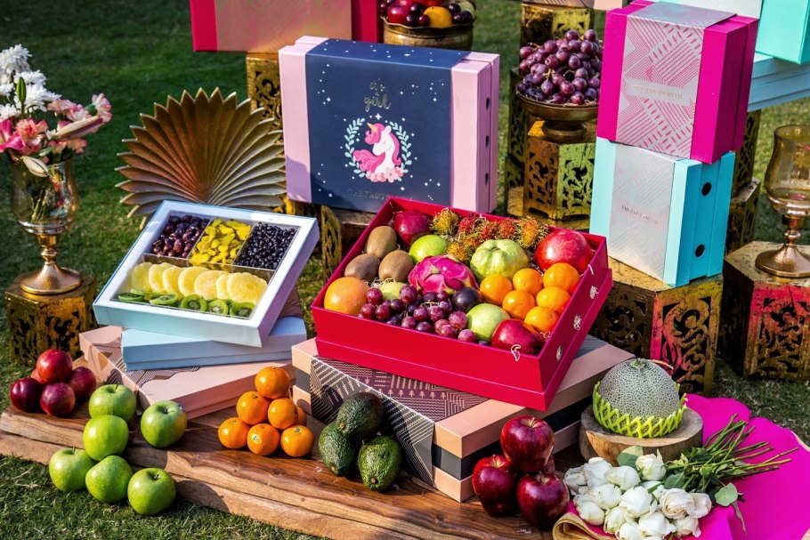 Коробка фруктов в подарок