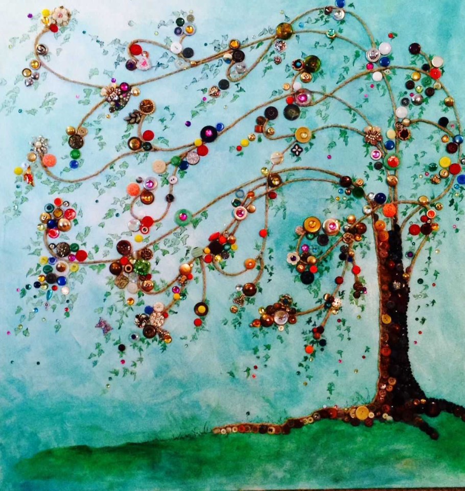 Дерево из пуговиц