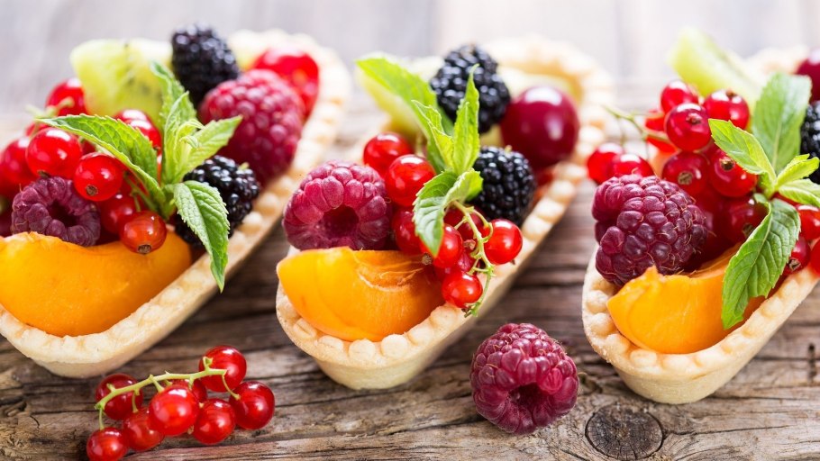 Летние ягоды