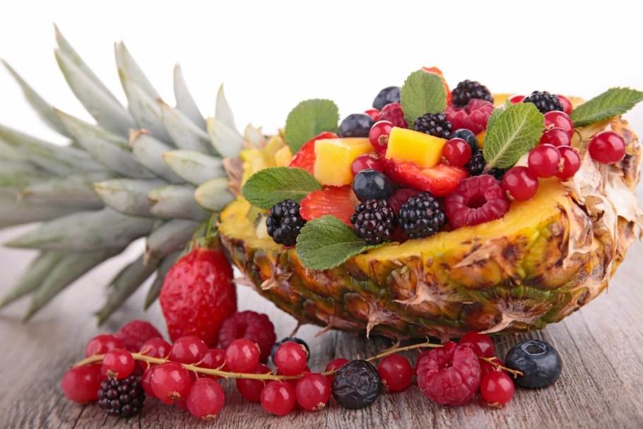 Черника малина ежевика