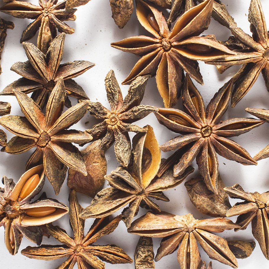 Бадьян анисовый