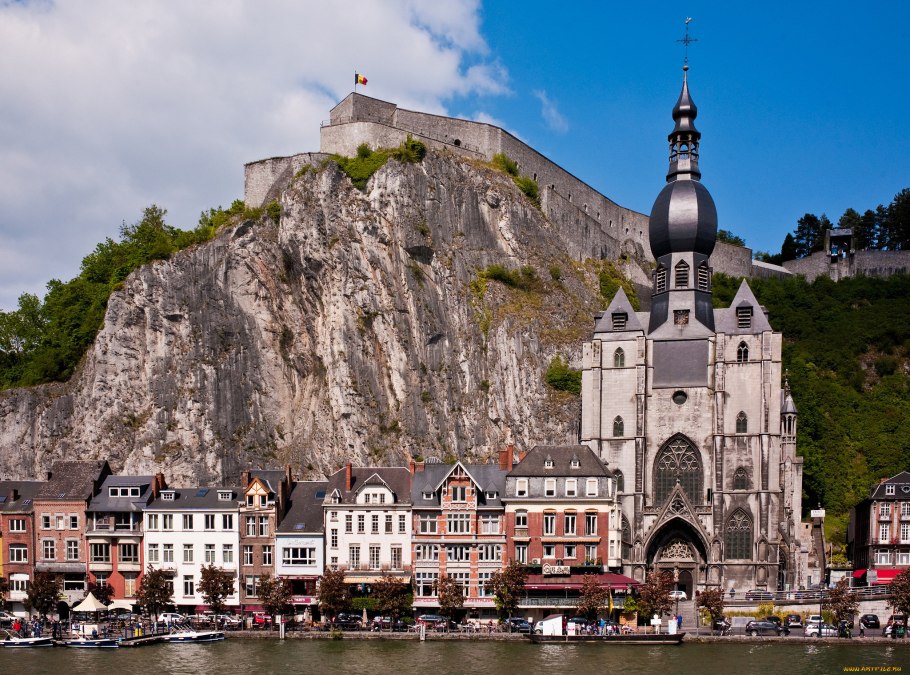 Динант замок