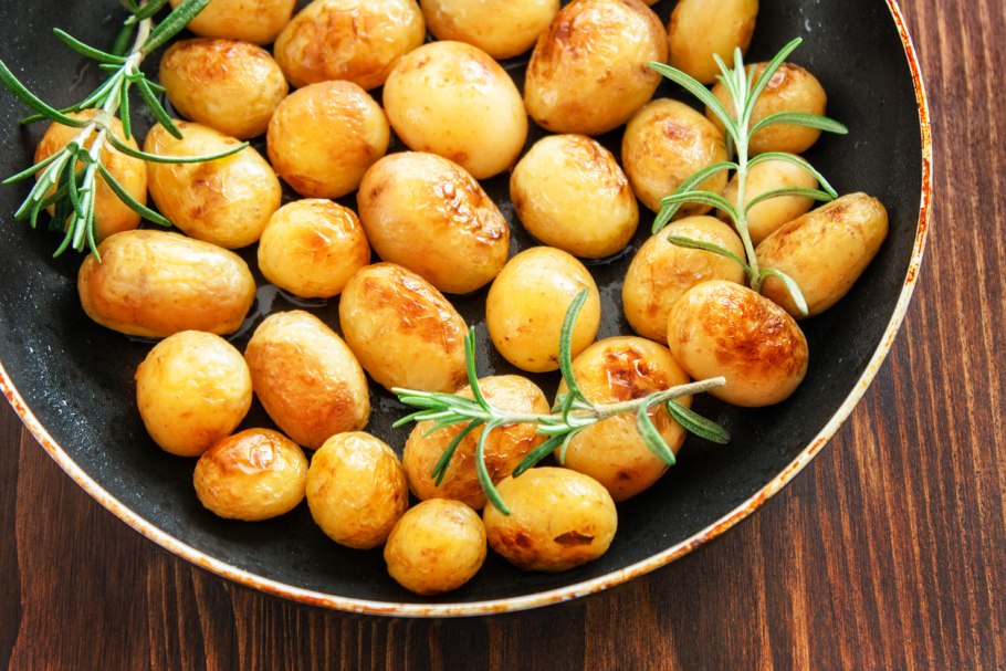 Фаршированная картошка на углях