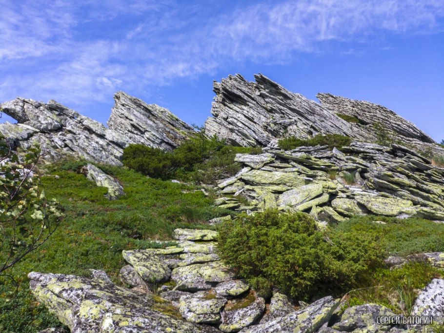 Вид на пик Денежкин камень зимой