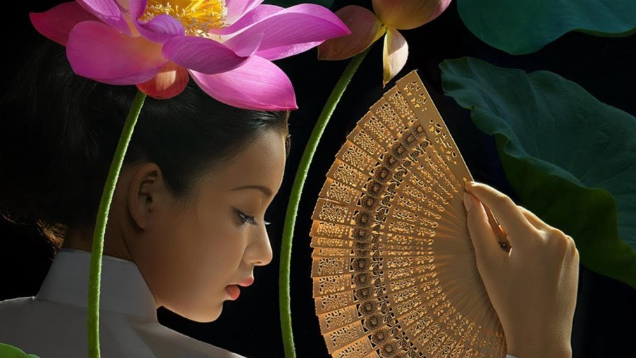 Пруд с лотосами