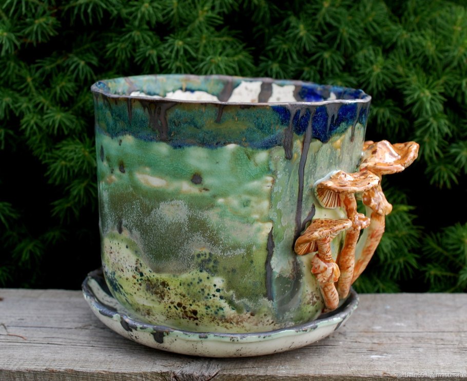 Пень кашпо с грибами и ежом 40*86 АФ