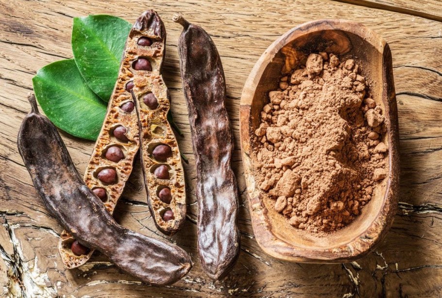 Плоды рожкового дерева кэроб