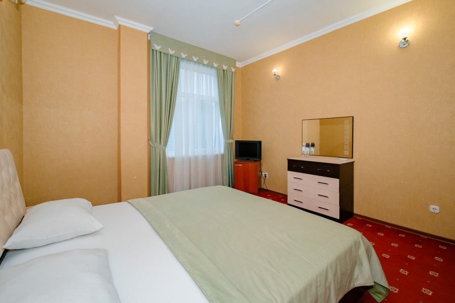 Кипарис Туапсе Ольгинка