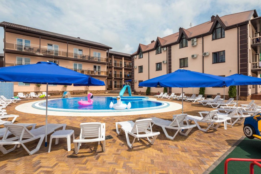 Краснодарский край, Туапсинский район, Ольгинка, Приморская 38