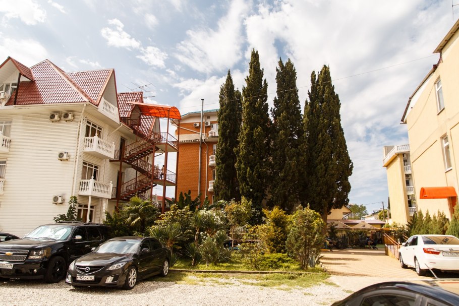 Отель премьер Ольгинка