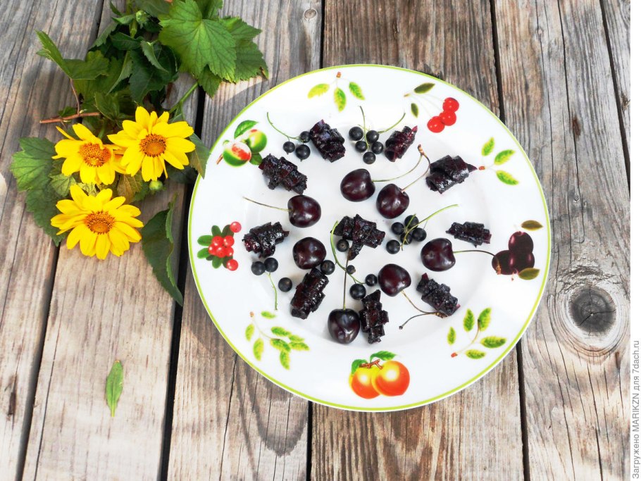 Смородина Черешневая