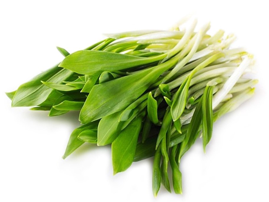 Салат черемша шпинат