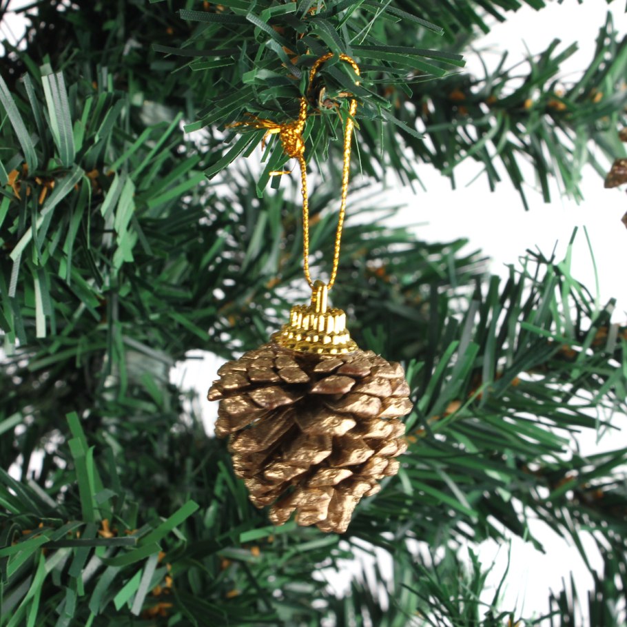 Шишки желуди каштаны