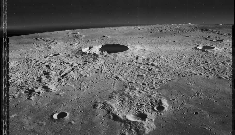 Луна вид с орбиты