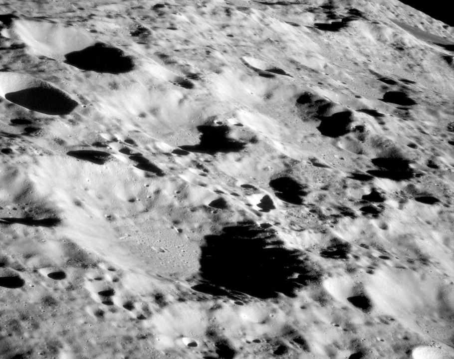 Аполлон 12 на Луне