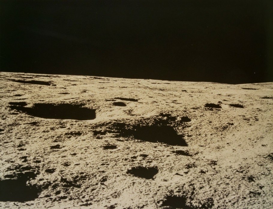 Аполлон 15 на Луне