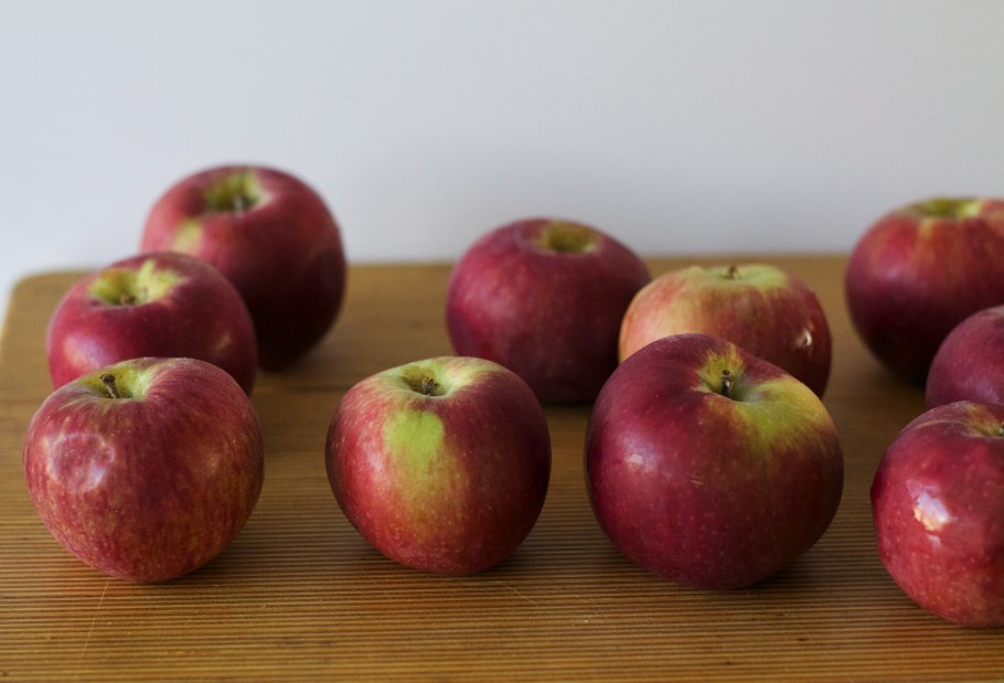 Как выглядит Грузинская яблоко Шафран