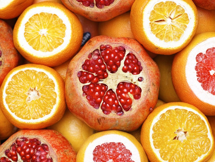 Гранат обыкновенный цветение