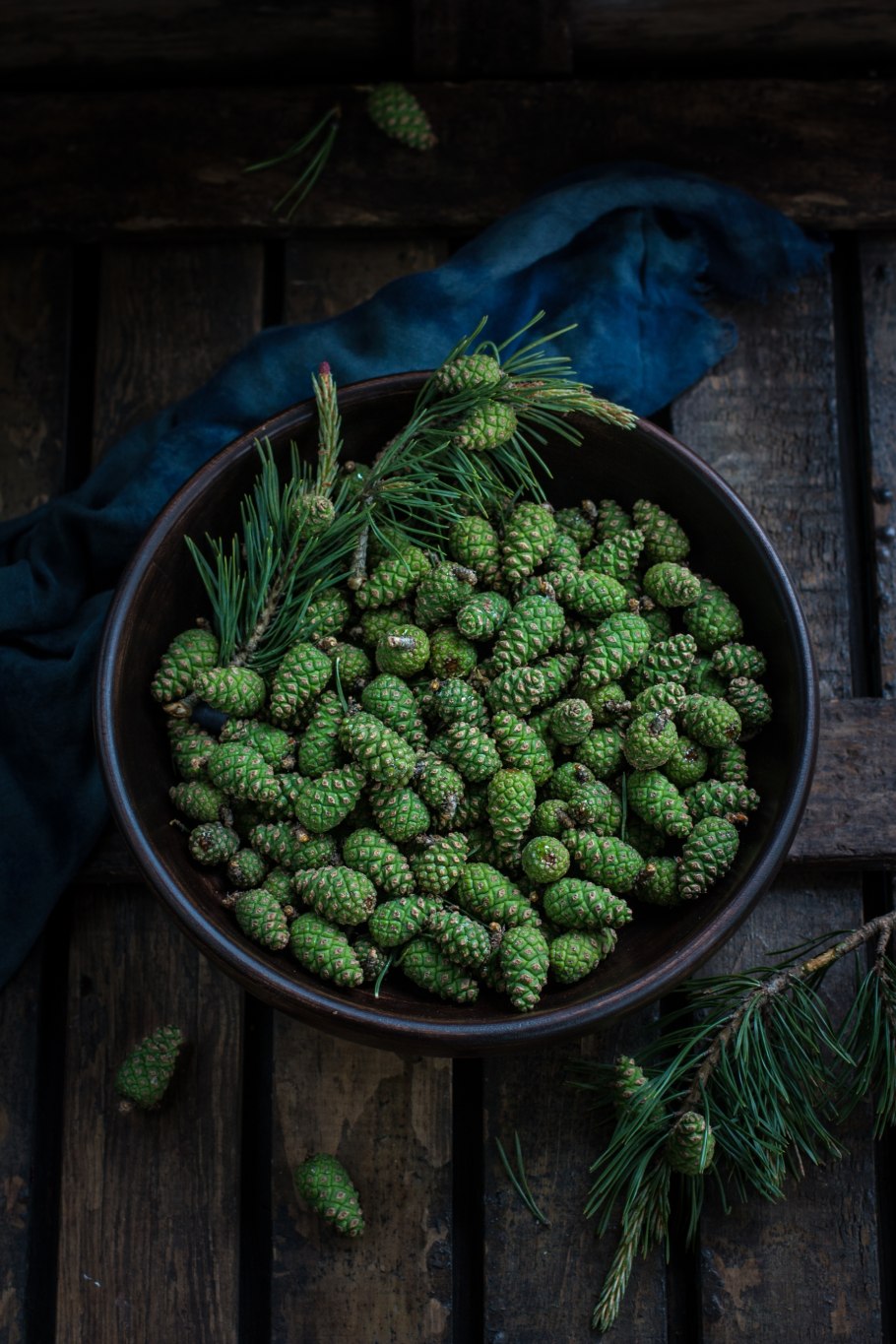 Зеленая шишка