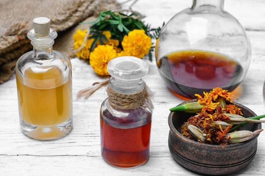 Отвар трав в банке